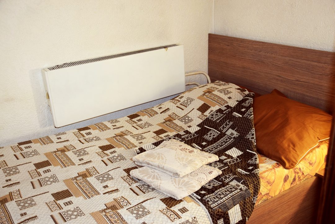 Люкс (Люкс №4, с двуспальной кроватью) мини-отеля Золотое Крыло на Ленина, Новокузнецк