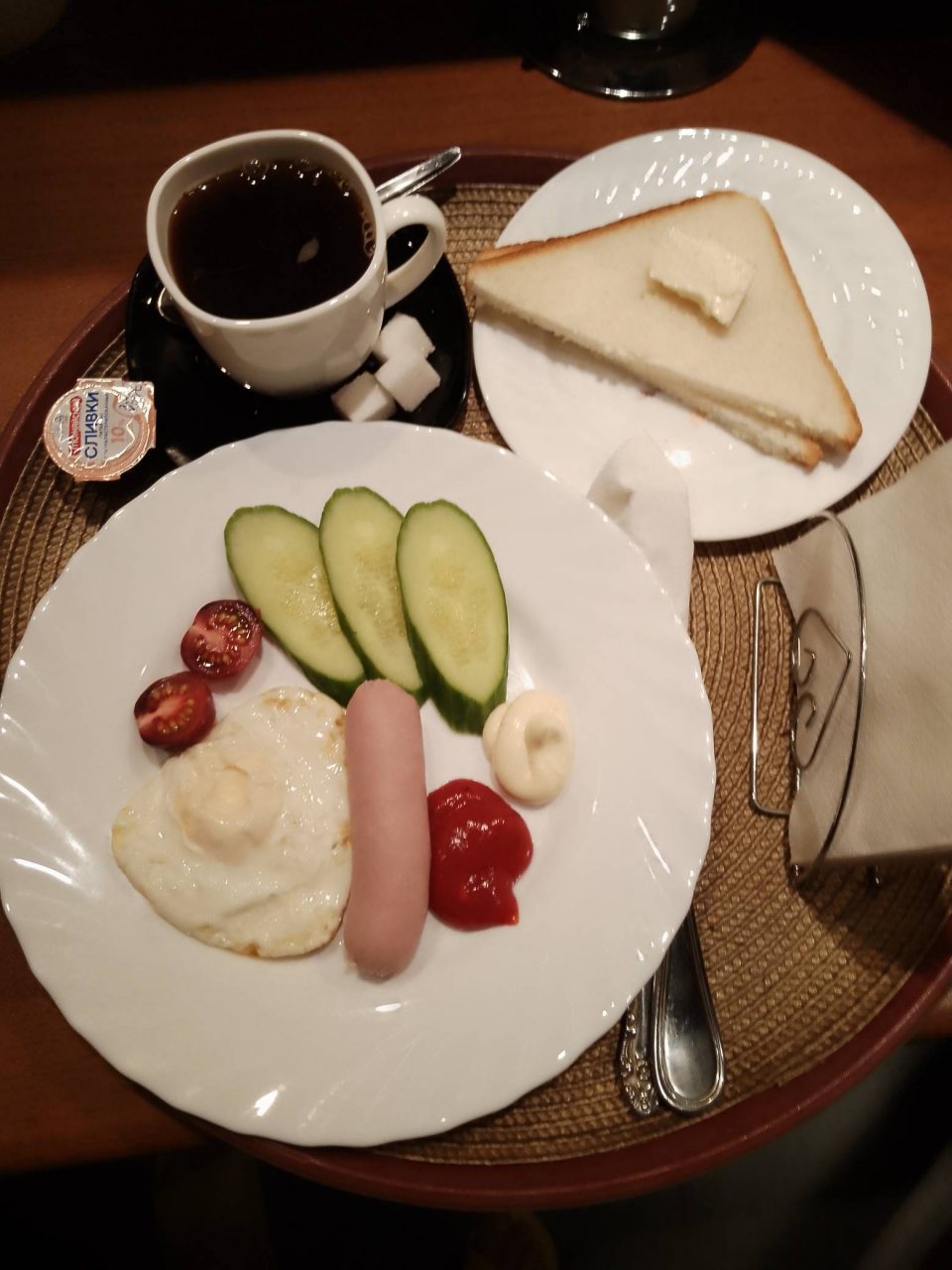Завтрак в номер, Мини-отель Дискавери