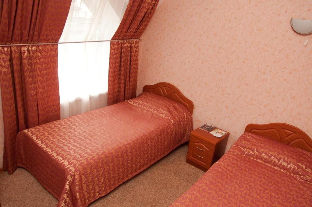 Двухместный (Двухместный номер с 2 отдельными кроватями) отеля Колибри, Абакан