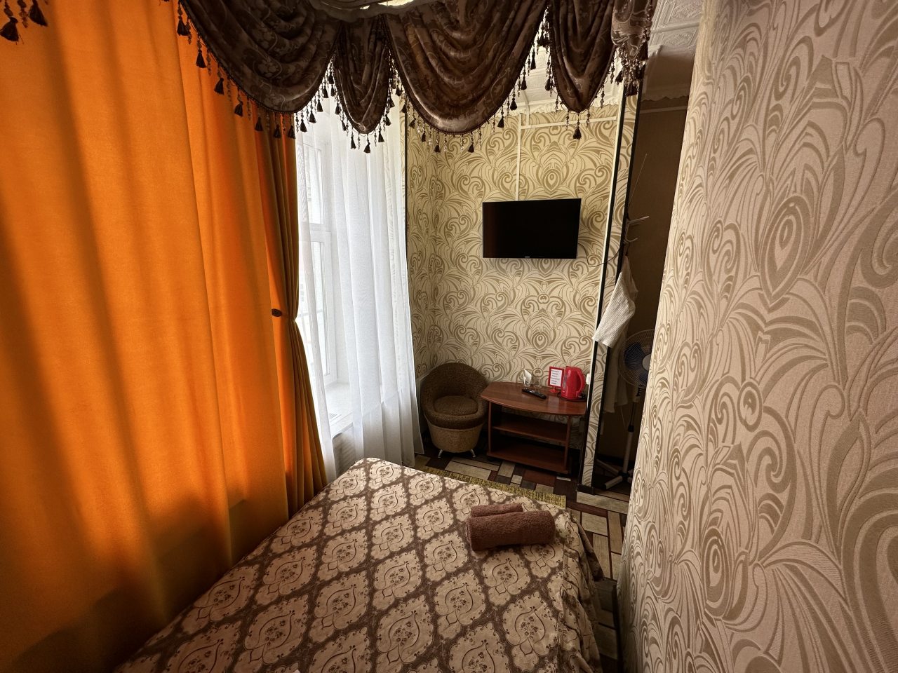 Одноместный (Эмираты) гостиницы ФорсажЪ, Бийск