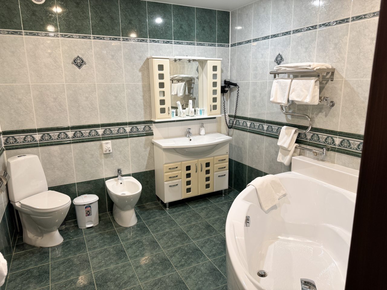 Люкс (Люкс двухкомнатный), Гостиница Премьер