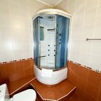 Трёхместный и более (Стандарт 2-х комнатный с доп.местом (окна мансардного типа)), Гостиница Атлантида