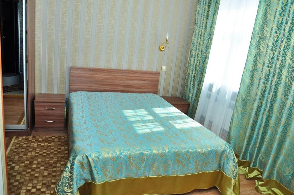 Двухместный (Стандартный двухместный номер с 1 кроватью) мини-отеля Уют на Новгородской, Вологда