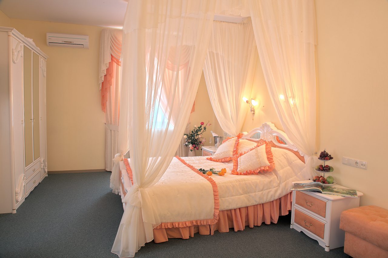 Люкс (Свадебный) гостиницы Снегурочка, Кострома