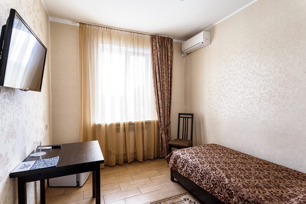 Одноместный (Стандарт) гостиничного комплекса Белые росы, Белгород