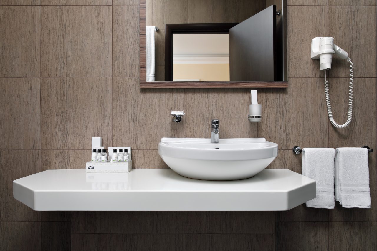 Номер (Студия), Санаторий Русь