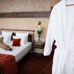 Номер (Люкс восточный), Санаторий Русь