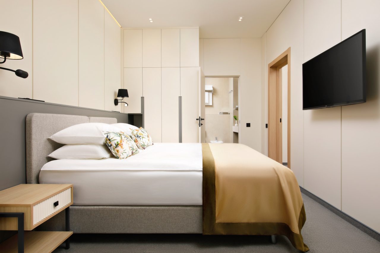 Номер (Сьют семейный), Санаторий Русь