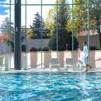 Бассейн с постепенным увеличением глубины, Санаторий Русь