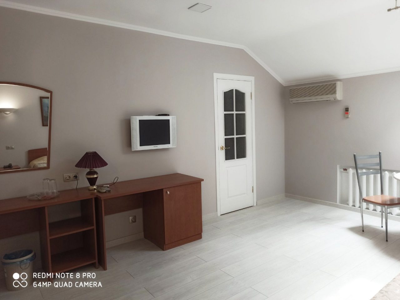 Двухместный (Просторный с 2х сп. кроватью), Гостиница Клубная