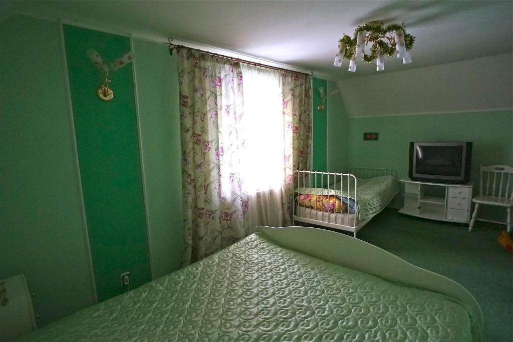 Апартаменты (Апартаменты с 2 спальнями (для 5 взрослых)) гостевого дома Helen's Home, Всеволожск