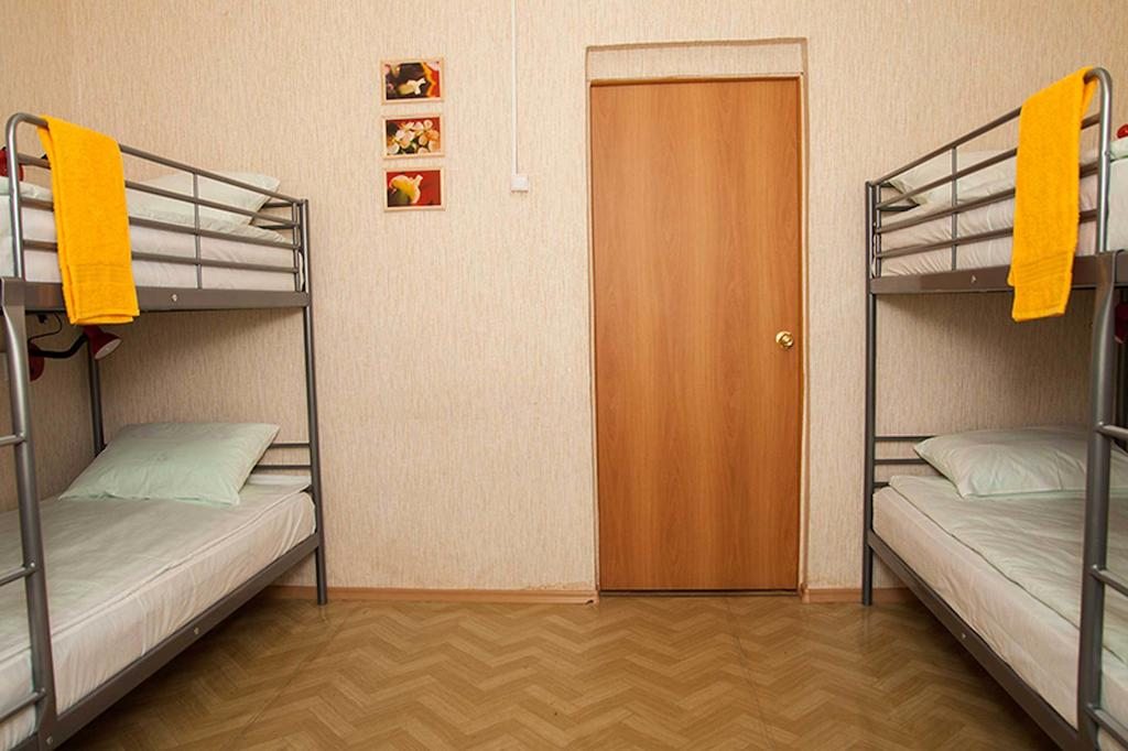Номер (Кровать в общем четырехместном номере для мужчин) хостела Йошкин Кот, Йошкар-Ола