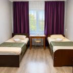 Двухместный (Эконом с 2 кроватями душ/туалет на этаже), Отель Каштан