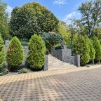 Парковка, Отель Каштан