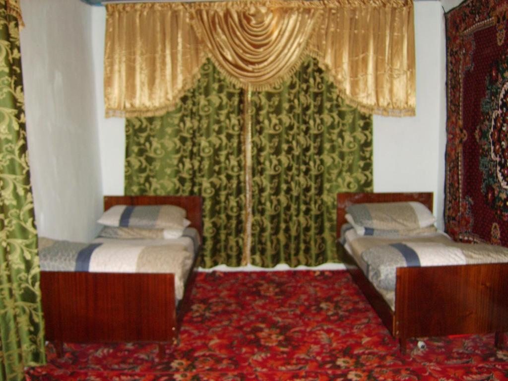Двухместный (Двухместный номер с 2 отдельными кроватями) гостевого дома Guest House Khayat, Юкари-Ухум