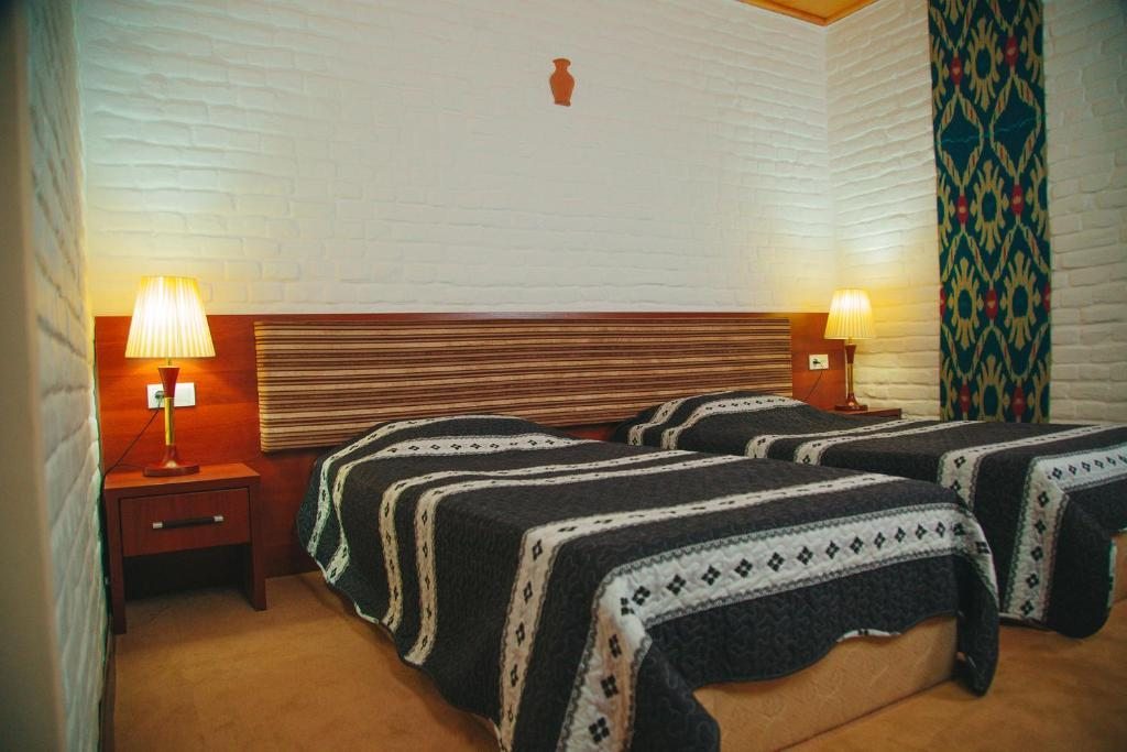 Двухместный (Двухместный номер с 2 отдельными кроватями и ванной) отеля Arba Hotel, Самарканд