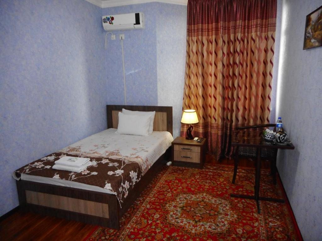 Одноместный (Одноместный номер с общим душем и туалетом) гостевого дома Hotel Avesto, Ташкент