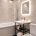 Апартаменты (Семейный номер с мини-кухней), Отель Три Мушкетера