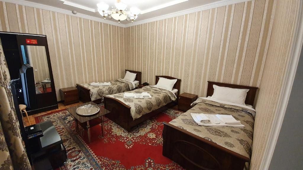 Трехместный (Трехместный номер с ванной комнатой) отеля Pearl Tashkent 10, Ташкент