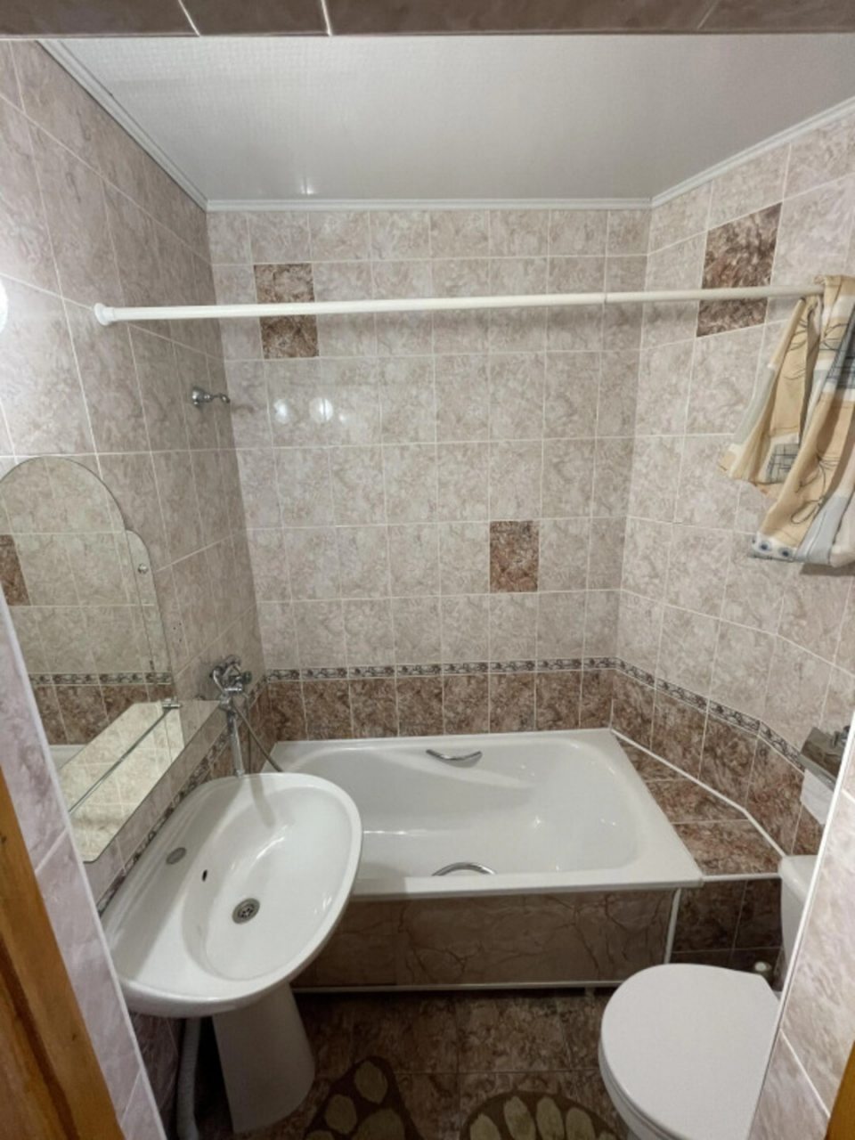 Двухместный (Улучшенный с 2 односпальными кроватями, 2 корпус), Загородный отель Лотос