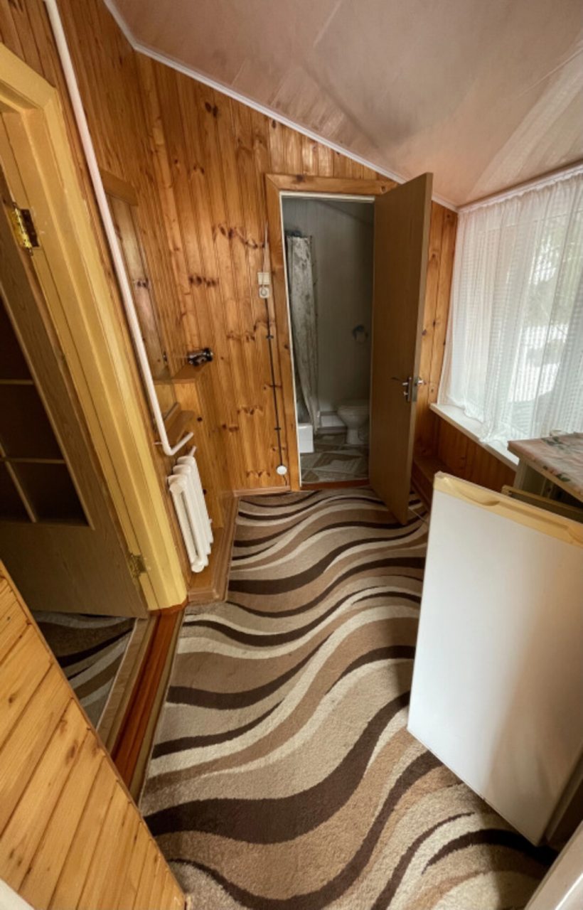 Холл двухместного стандартного номера с общей ванной