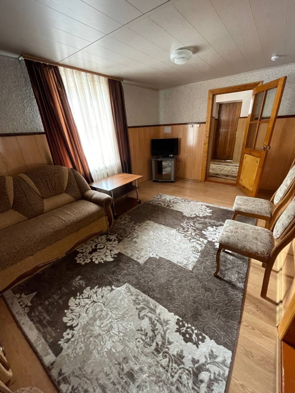 Гостиная Семейного номера Делюкс