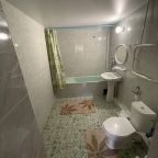 Ванная комната Семейного номера Делюкс