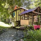 Двухместный коттедж снаружи