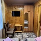 Двухместный стандартный номер с общей ванной