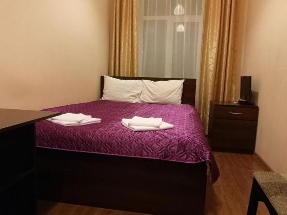 Фотография номера гостиницы Simple Алмаз у мостов