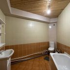 Номер (Улучшенный номер с двуспальной кроватью и угловым диваном), Гостиница Старый Домбай
