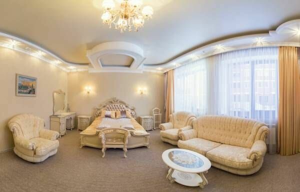 Люкс (C джакузи) гостиницы Версаль, Обнинск