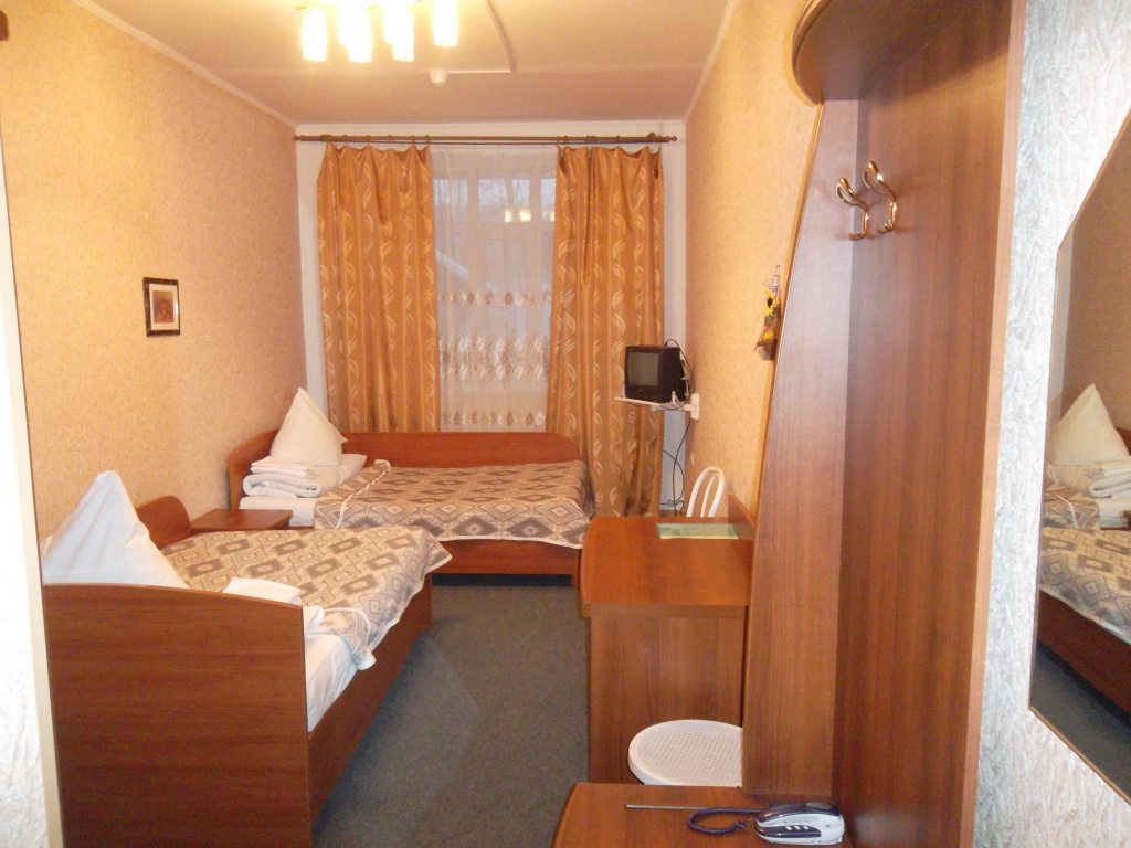 Трехместный (Койко-место в 3-местном номере) гостиницы Журавушка, Нижневартовск