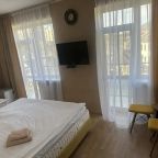 Трёхместный и более (Трехместный стандарт), Гостевой дом Джели