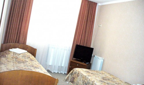 Четырехместный (Стандарт 2-комнатный) гостиничного комплекса Иртыш, Омск
