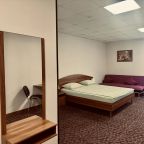 Люкс, Гостиница-Хостел Клевер