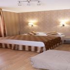 Трёхместный и более (Стандарт), Гостевой дом Лора