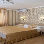 Трёхместный и более (Стандарт), Гостевой дом Лора