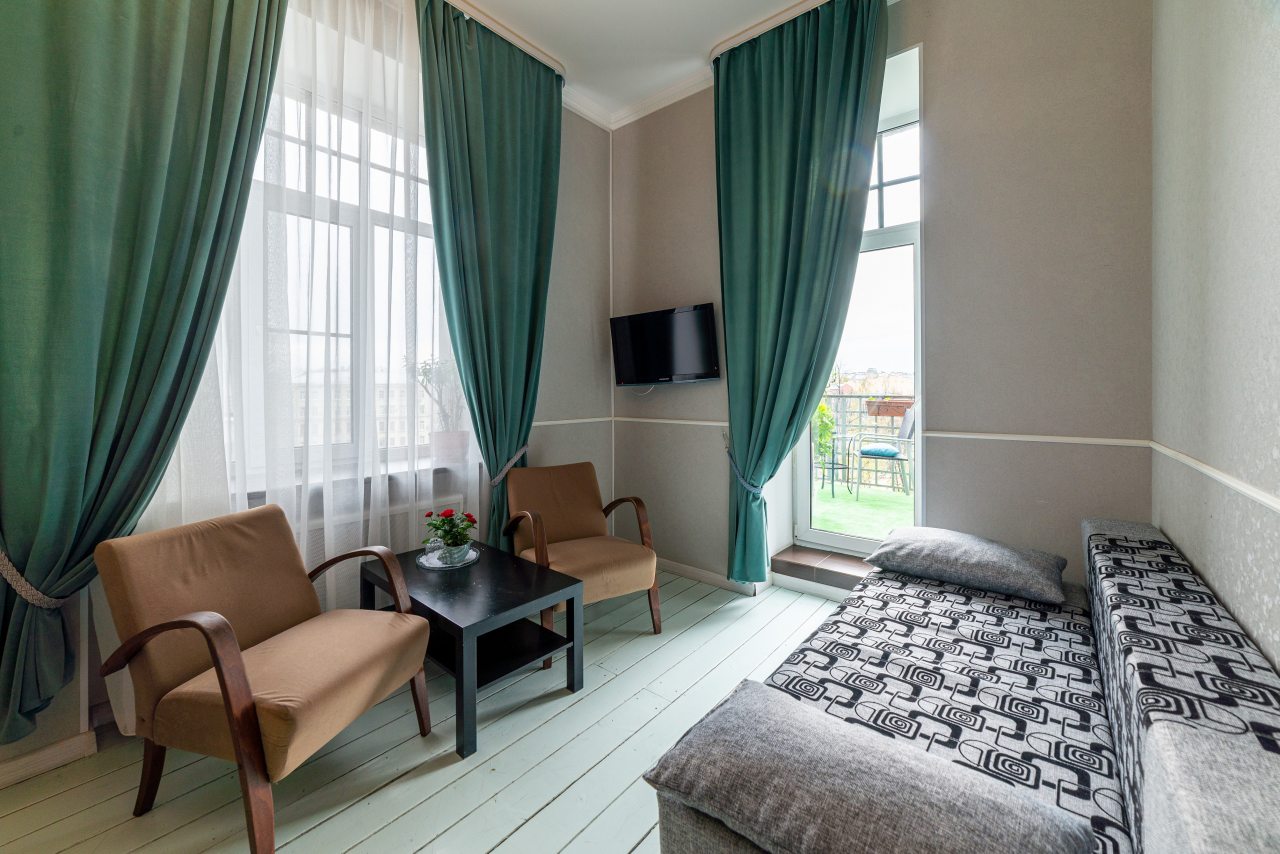 Диван и кресла