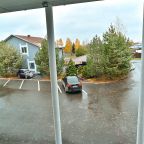 Парковочные места в загородном центре «Раздолье»