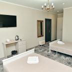 Просторный номер,подходящий для семьи или компании.