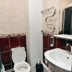 Комфортный стандартный номер с одной двуспальной кроватью