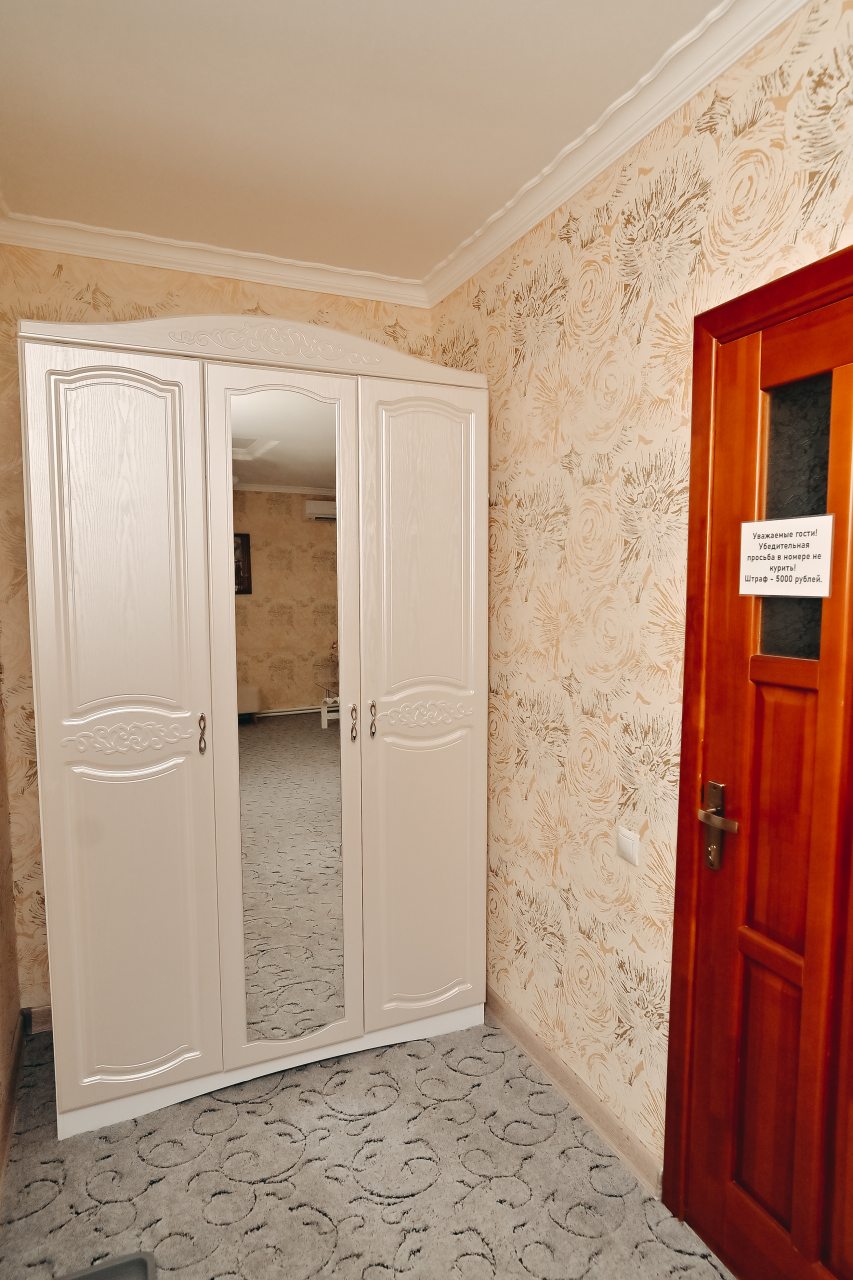 Полулюкс с одной двуспальной кроватью