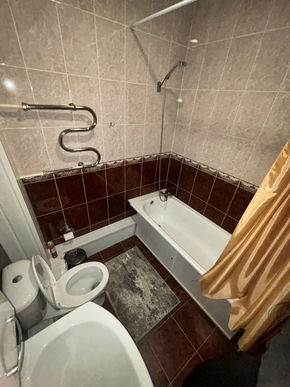 Уютный стандартный номер с двумя отдельными кроватями