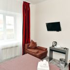 Уютный стандартный номер с одной двуспальной кроватью