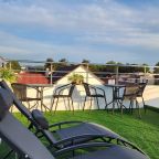 Терраса для загара, Гостиница Улей