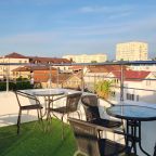 Терраса для загара, Гостиница Улей