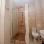 Ванная комната в отеле Гранат, Дивноморское