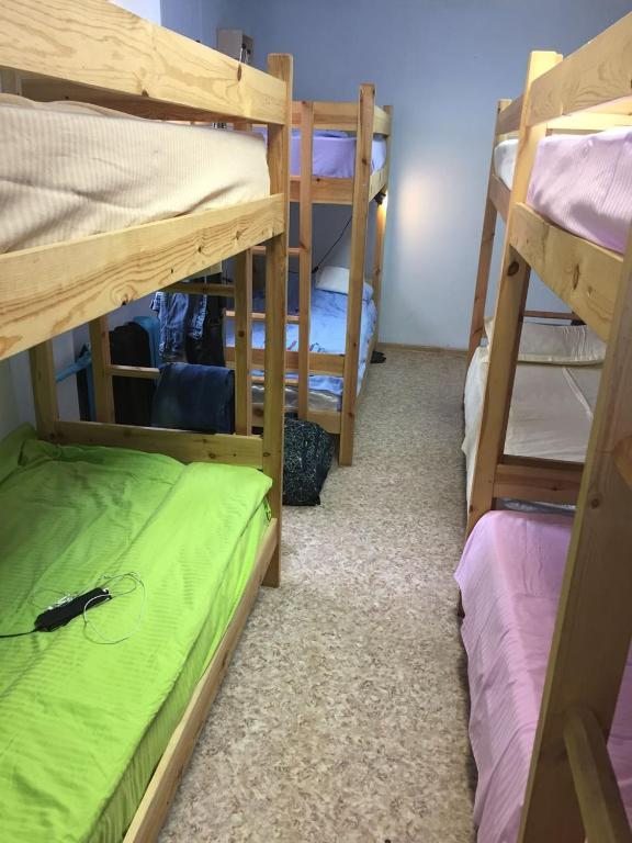 Номер (Спальное место на двухъярусной кровати в общем номере для мужчин и женщин) хостела Пирс, Владивосток