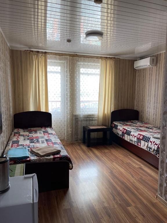 Двухместный (Двухместный номер с 2 отдельными кроватями) гостиничного комплекса Гостиный двор, Владивосток